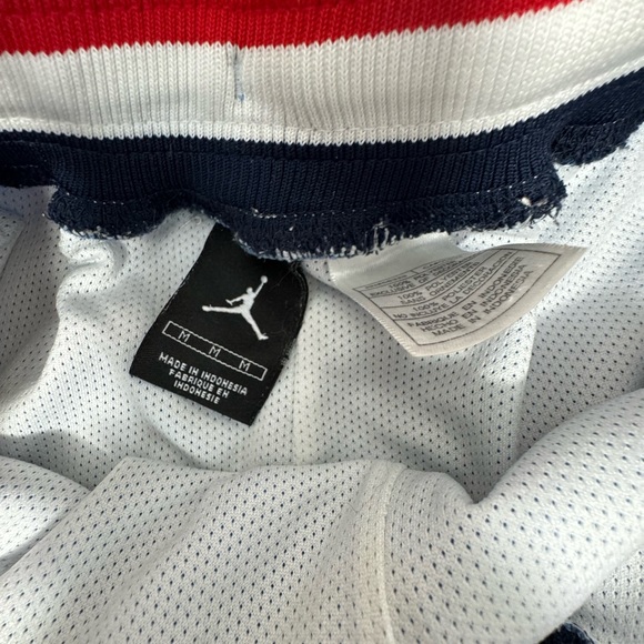 Jordan Basketball Shorts Size Medium - Picture 4 of 6